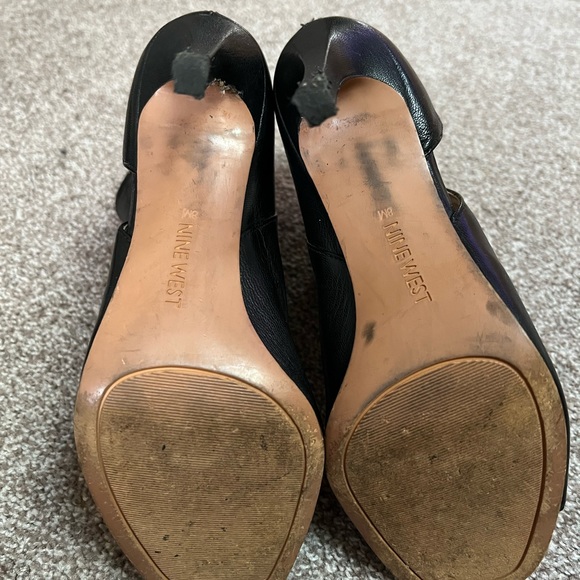 Nine West Kirsten Peep Toe Black Leather Bootie Size 8 - Picture 6 of 6